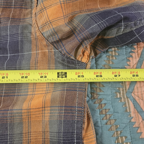 Carhartt Men's Plaid FR CAT 2 Shirt - Picture 6 of 7
